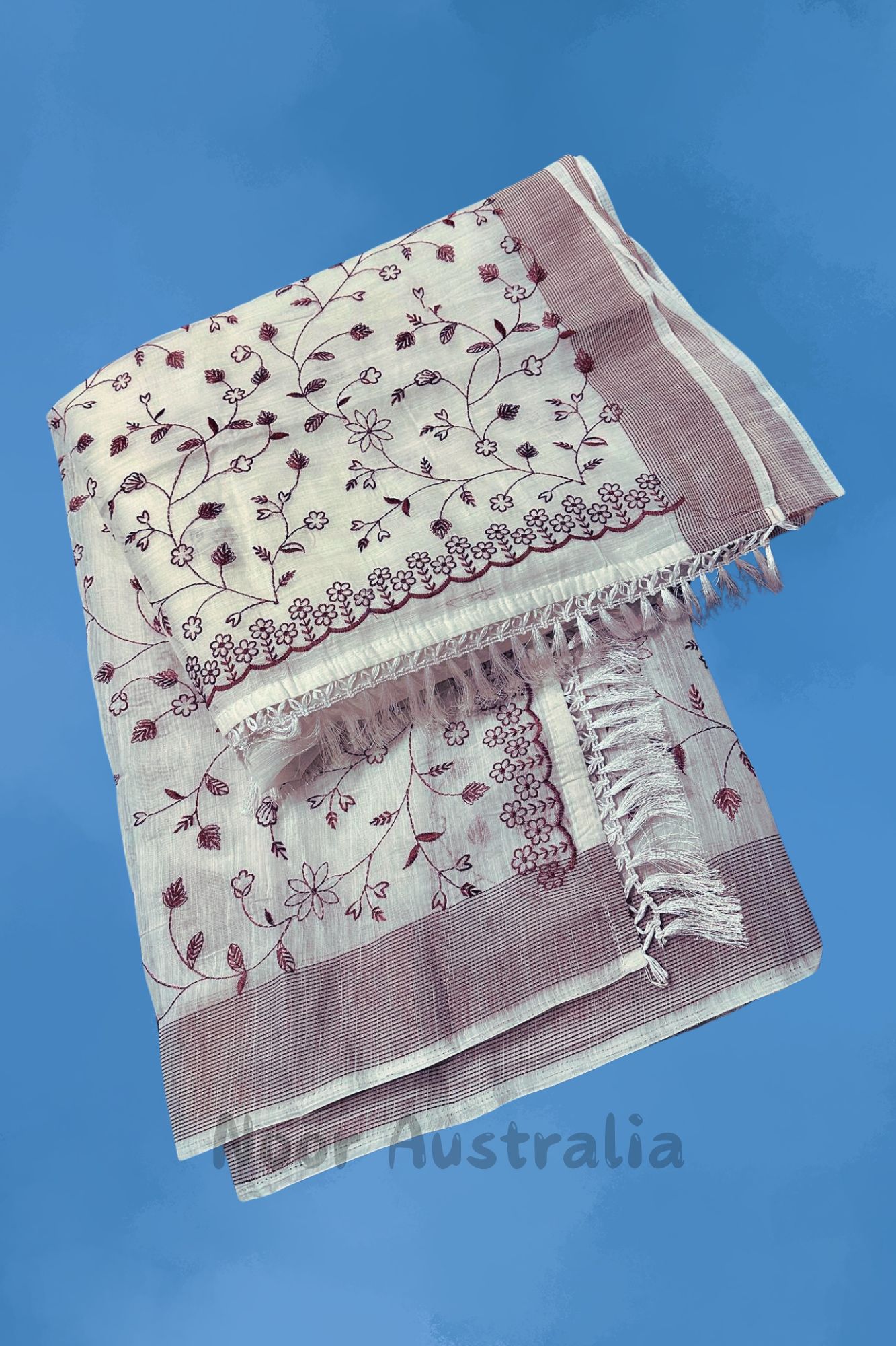Sri Lankan White Saree with Floral Charm - NRSSW102 - Image 3